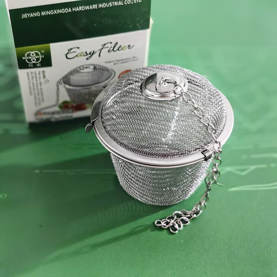 Stainless Steel Chain Tea Infuser - Image 3